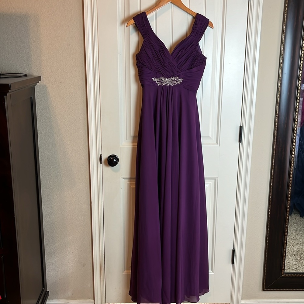 Allure Bridals Bridemaids purple formal Sz 8